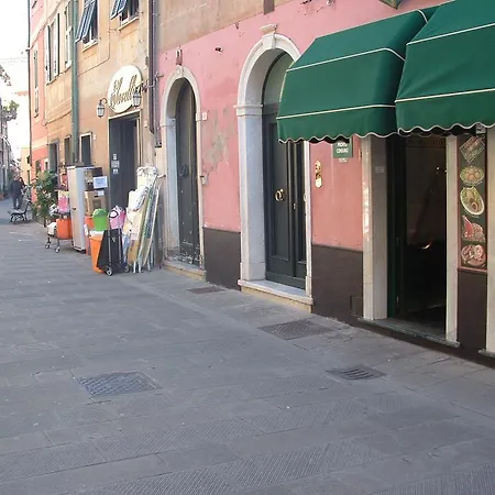 Terrazza Martini شقة ليفانتو